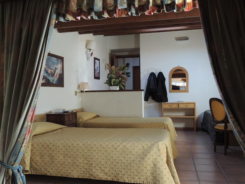 Country Relais I Due Laghi Villa Anguillara Sabazia Rom bilde